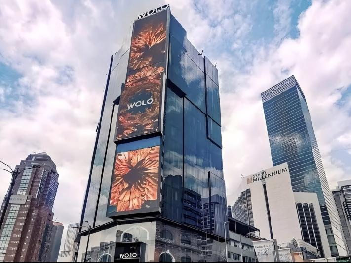 3.Q: How to design a city landmark LED to attract tourists? 3.Q: How to design a city landmark LED to attract tourists?