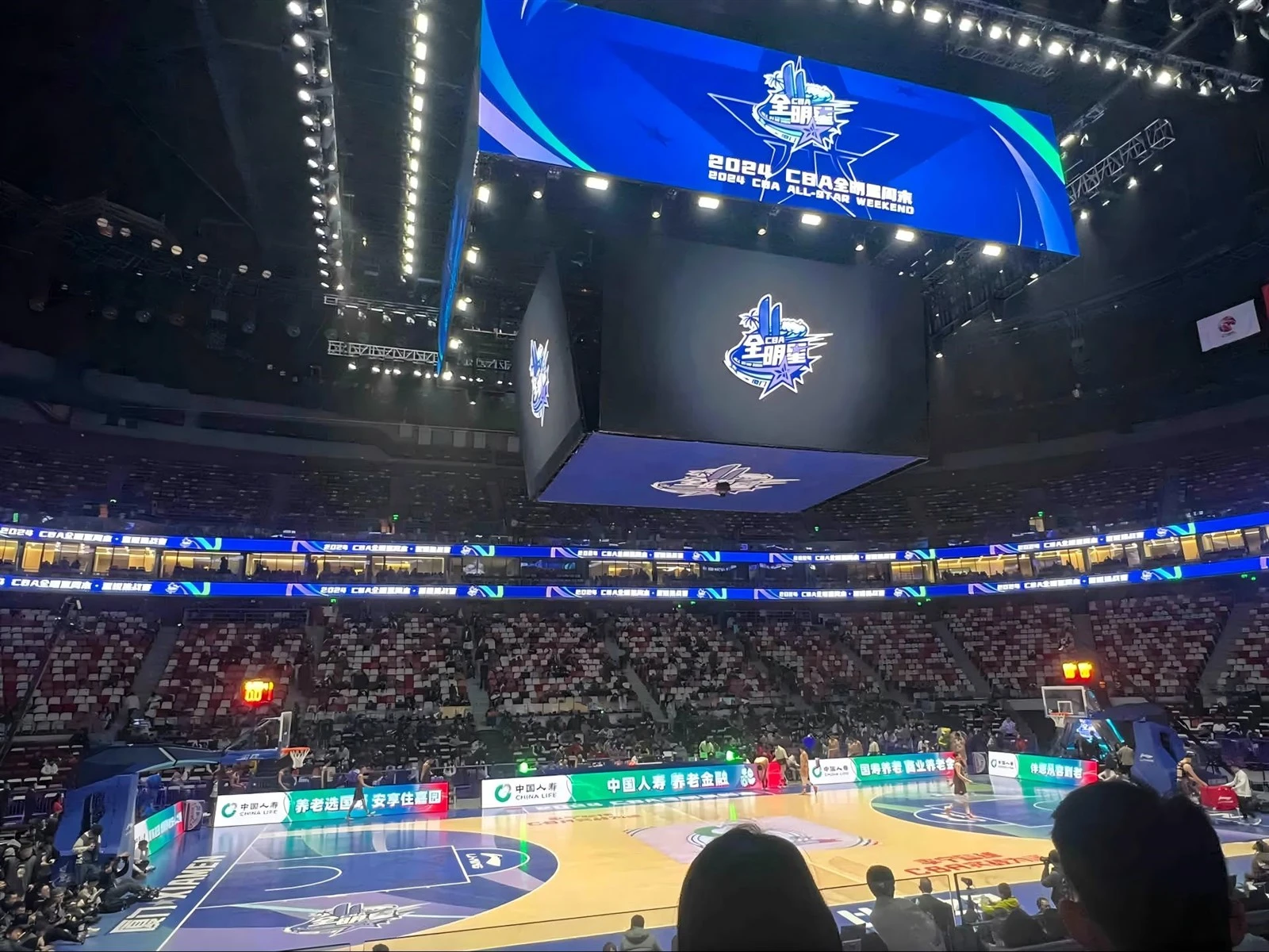 1. Wide viewing angle and higher refresh rate: A wider viewing angle and higher refresh rate are required to ensure the clarity of video display. Especially in scenes such as introducing athlete information, scores, slow-motion playback, etc., the audience can see the picture clearly.