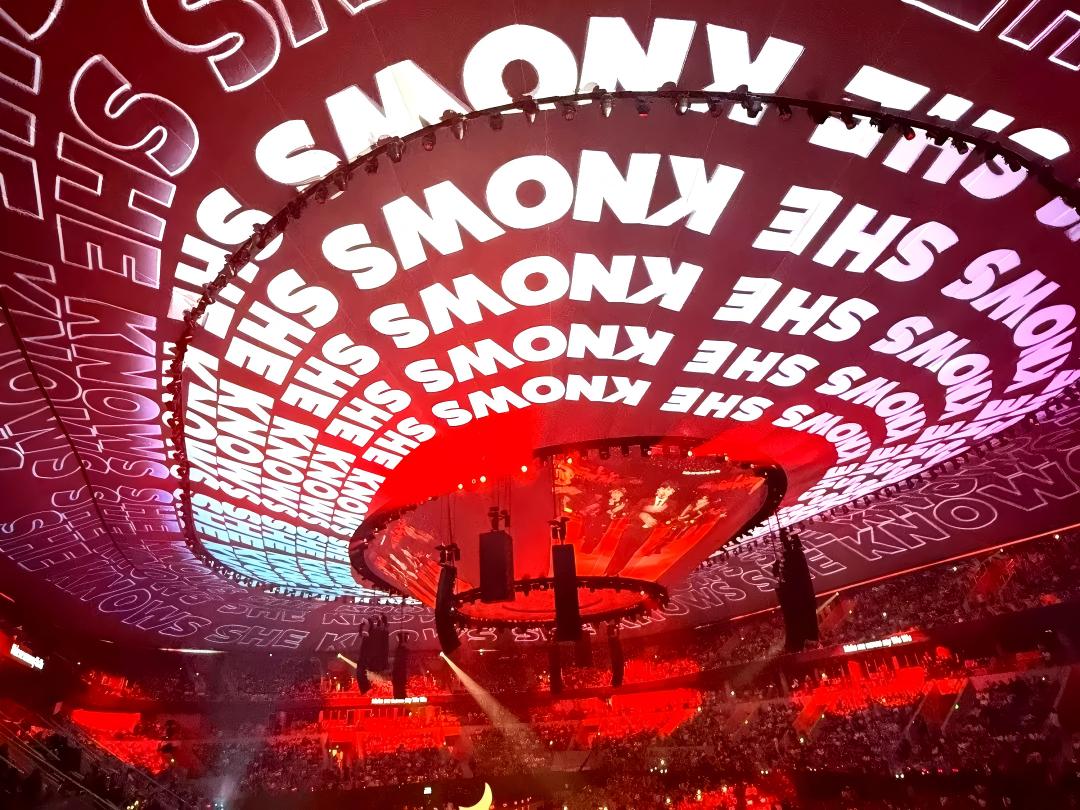 Q: What are the advantages of using LED screens in live concerts?